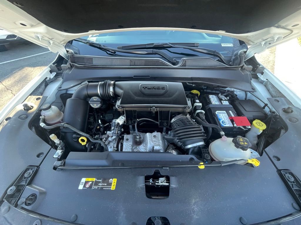 Used 2023 Jeep Compass Limited image 32