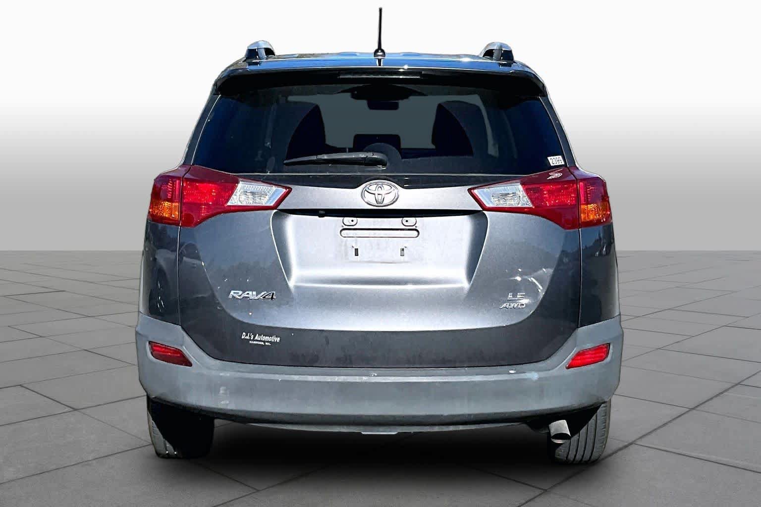 Used 2015 Toyota RAV4 LE AWD/4WD image 5