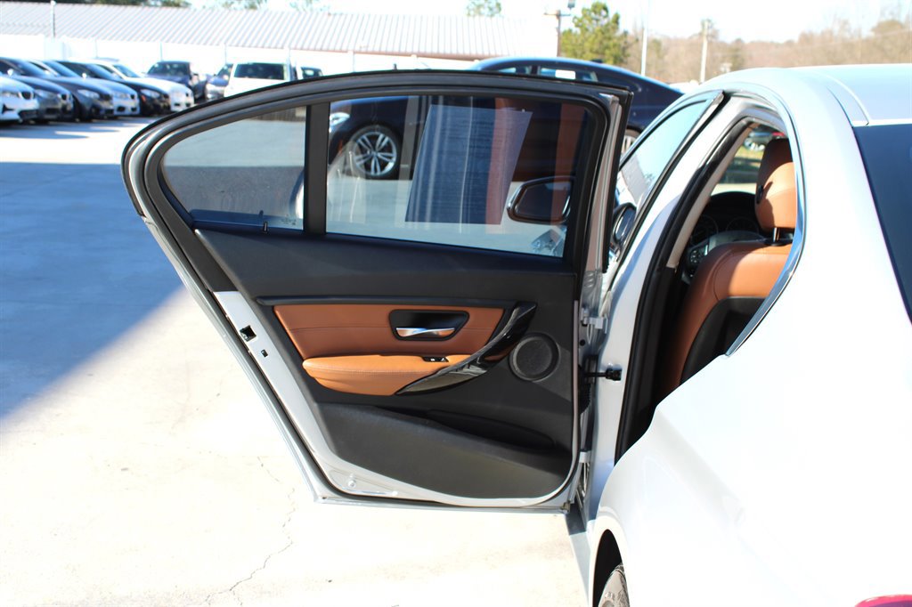 Used 2015 BMW 328d Sedan image 32
