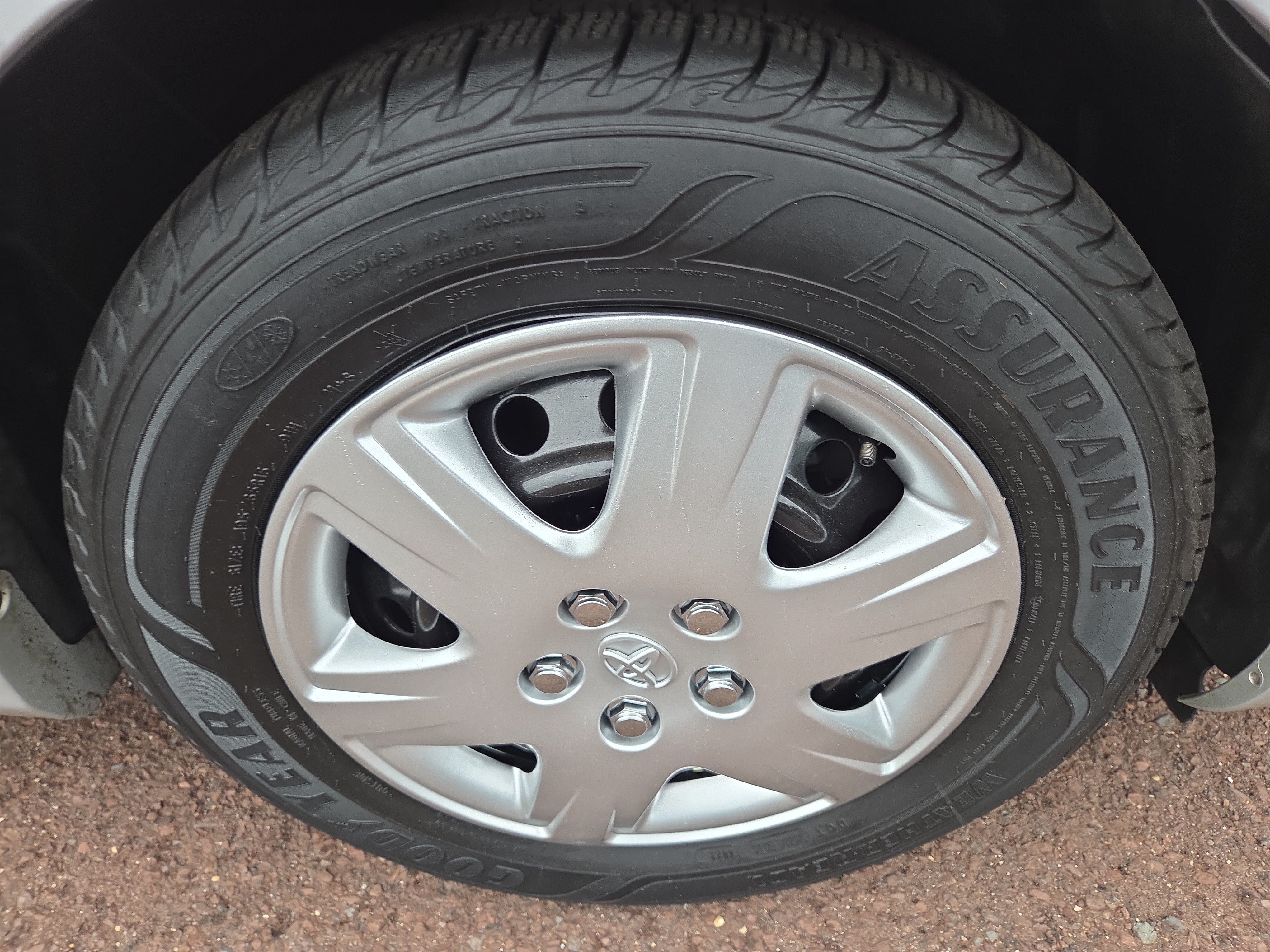 Used 2010 Toyota Corolla LE FWD image 9