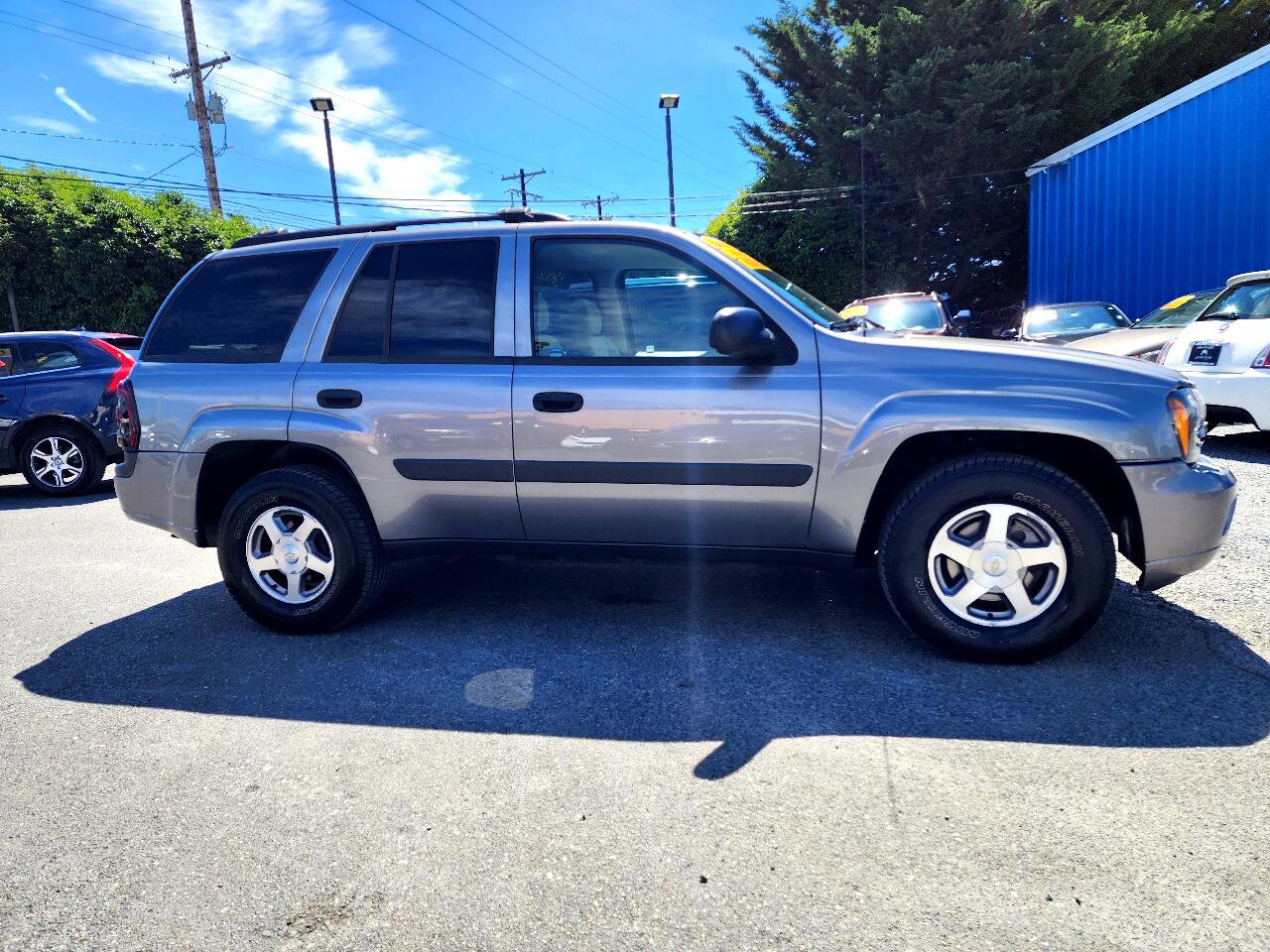 Used 2005 Chevrolet TrailBlazer LS w/ LS Preferred Equipment Group image 4
