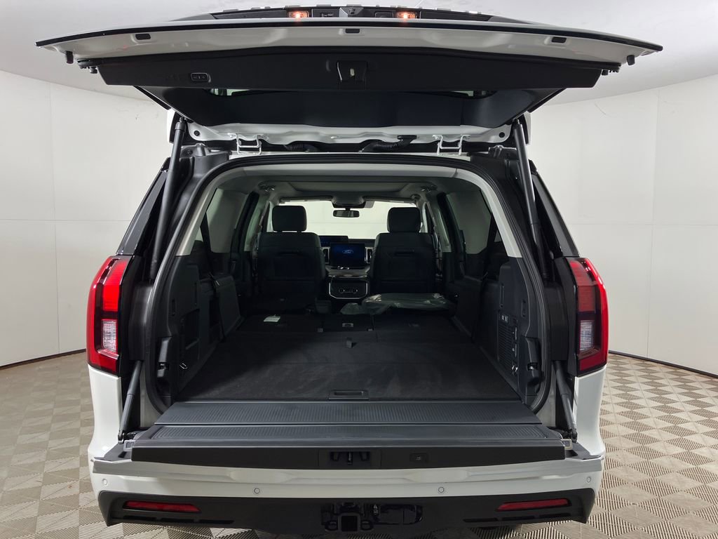 New 2025 Ford Expedition Max Active image 29