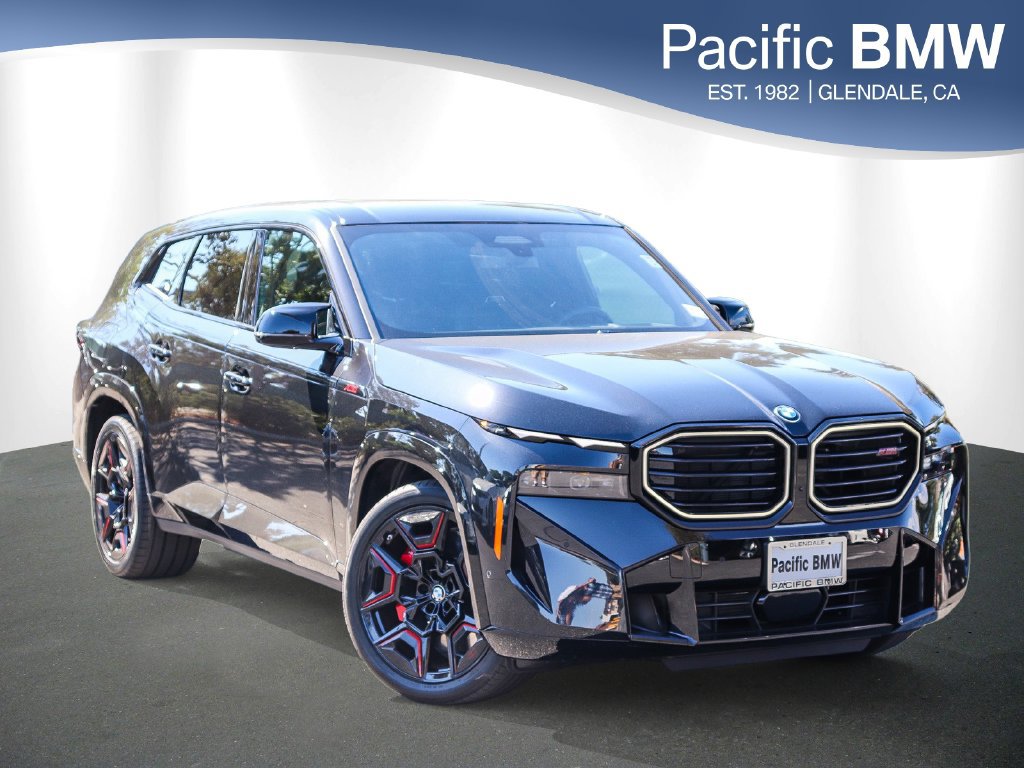 Used 2025 BMW XM Label Red AWD/4WD image 1