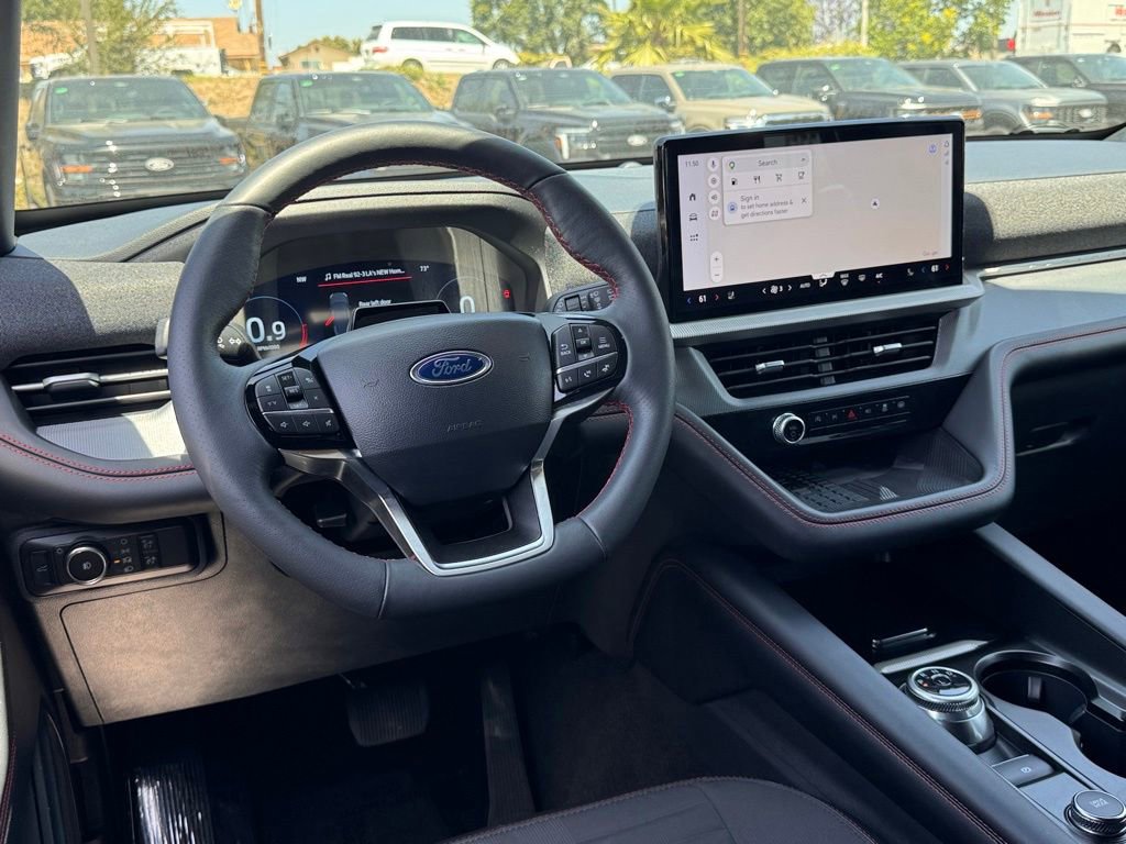 Certified 2025 Ford Explorer ST-Line w/ Premium Package RWD image 28