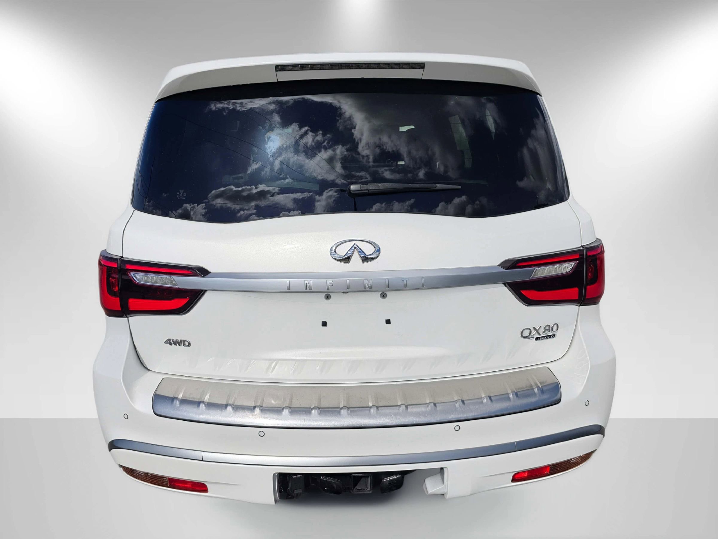 Used 2020 INFINITI QX80 Limited w/ All-Season Package AWD/4WD image 9