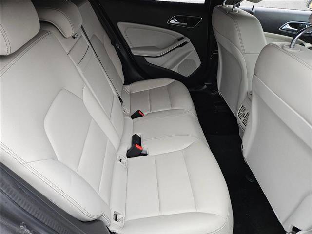 Used 2018 Mercedes-Benz GLA 250 image 18