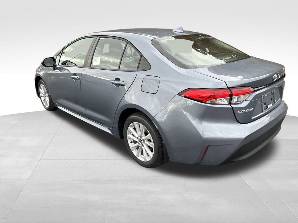 New 2026 Toyota Corolla LE image 3