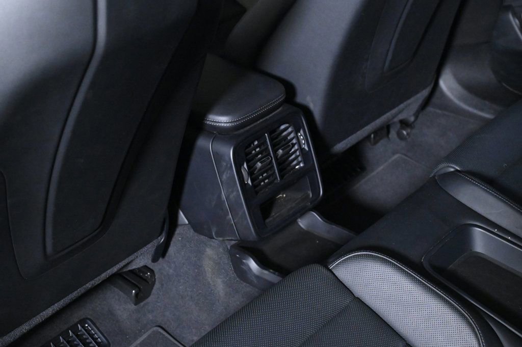 Used 2024 Porsche Taycan GTS image 20