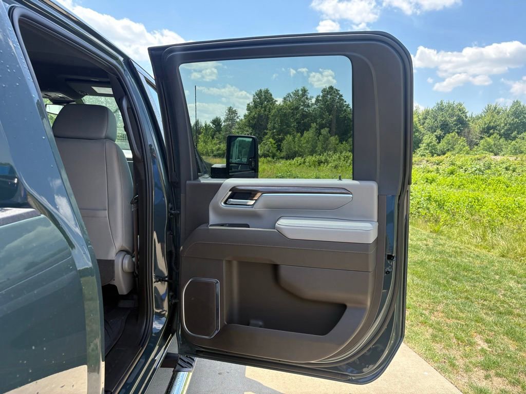 New 2026 Chevrolet Silverado 3500 LT w/ All Star Edition AWD/4WD image 43