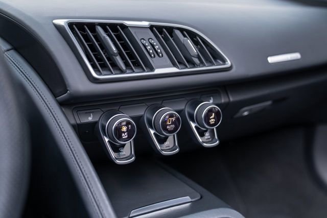 Used 2021 Audi R8 V10 image 41