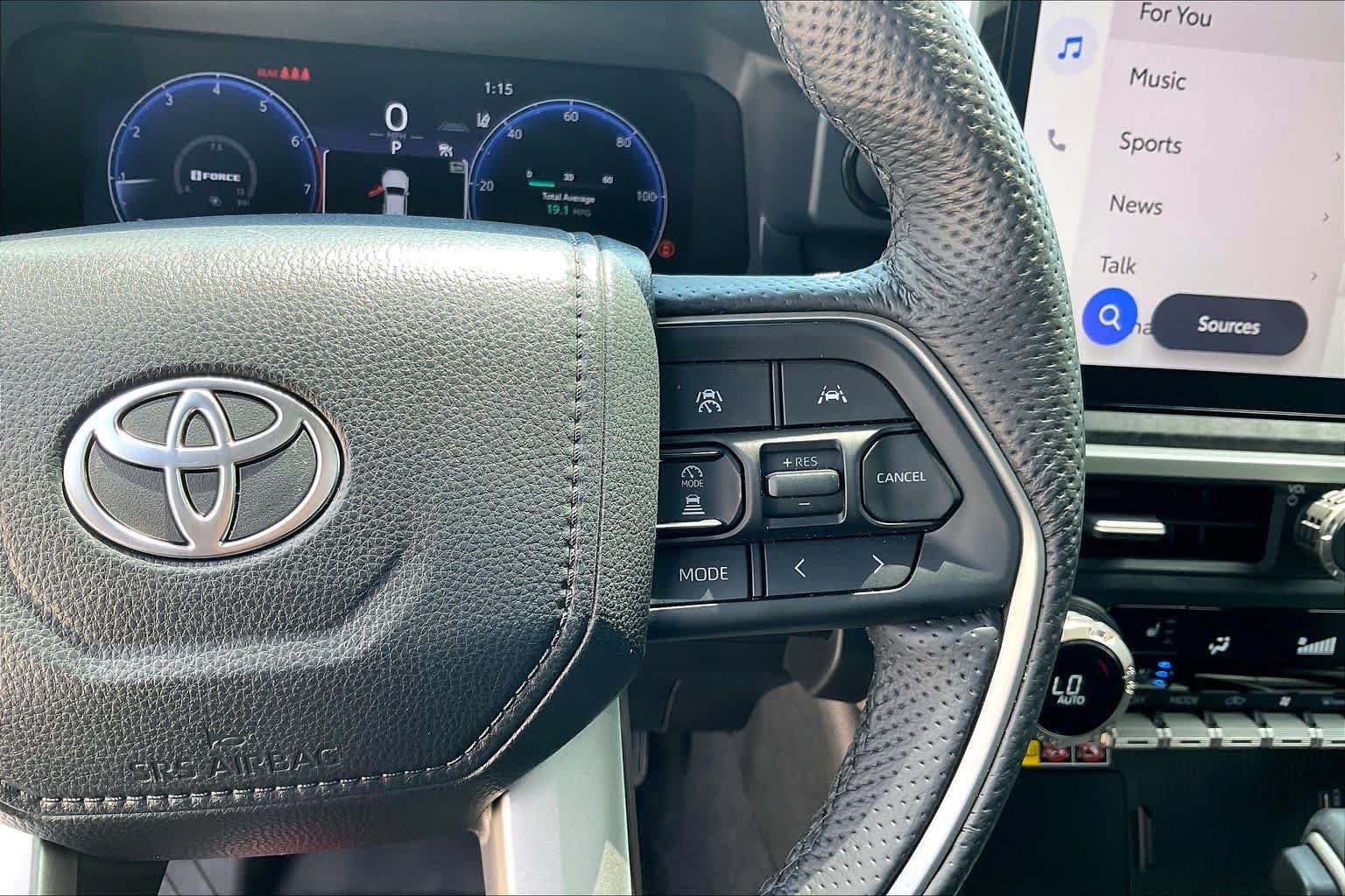 Used 2024 Toyota Tacoma Limited AWD/4WD image 24