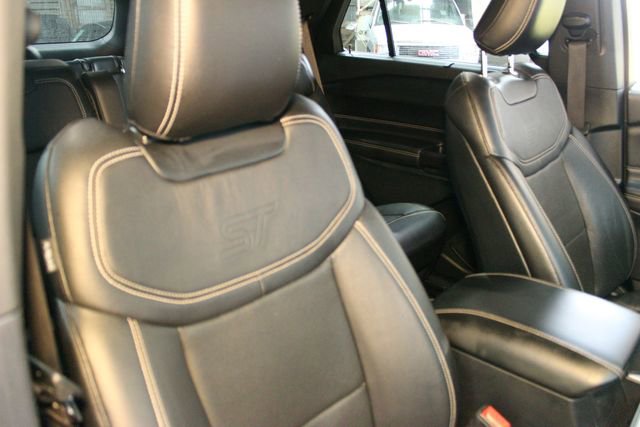 Used 2020 Ford Explorer ST image 11