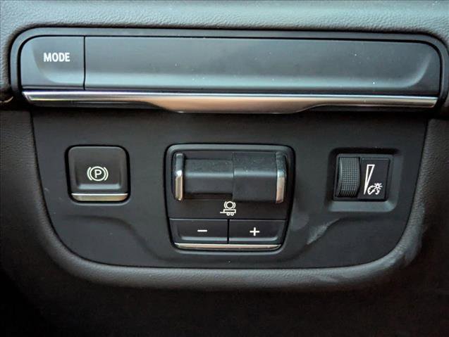 Used 2021 Cadillac Escalade ESV Sport RWD image 11
