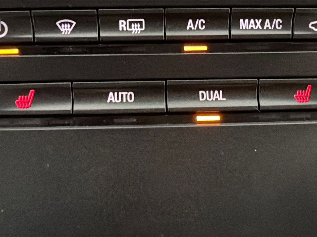 Used 2016 Lincoln MKX Select w/ Select Plus Package FWD image 23