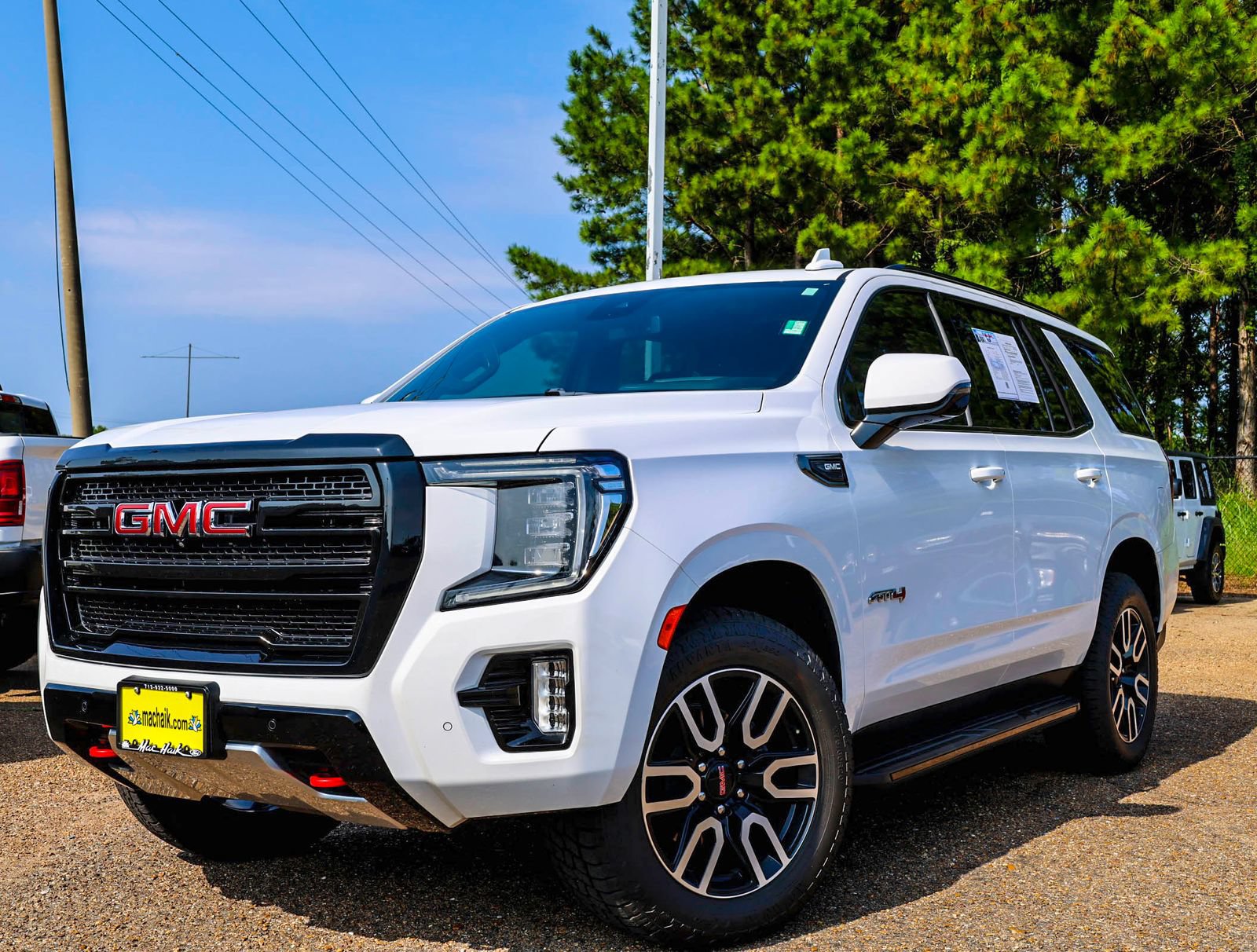 Used 2024 GMC Yukon AT4 w/ Technology Package