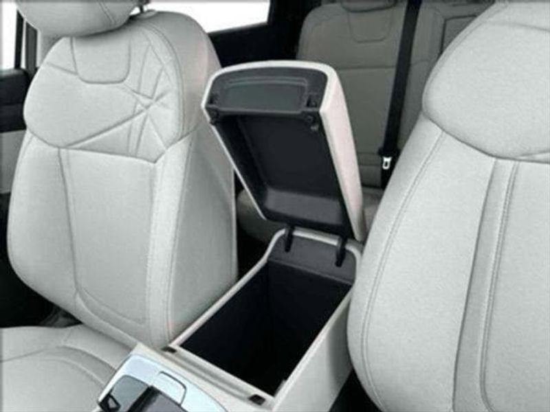 Used 2025 Hyundai Tucson SEL image 17