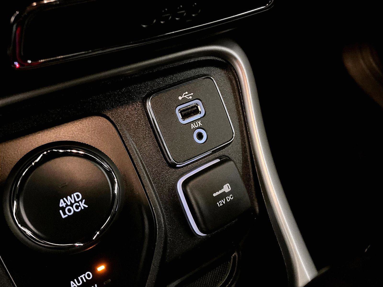 Used 2018 Jeep Compass Latitude image 31