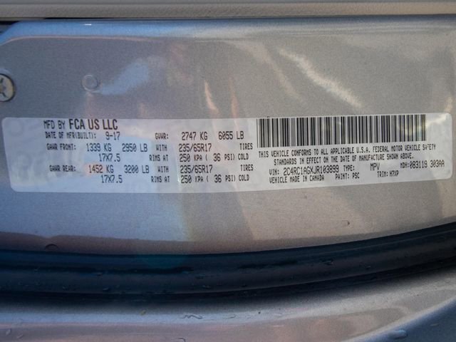 Used 2018 Chrysler Pacifica L FWD image 25