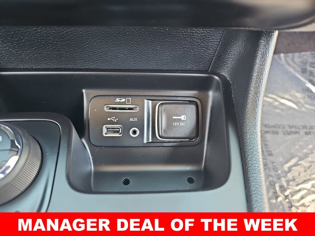 Used 2016 Jeep Cherokee Trailhawk w/ Comfort/Convenience Group image 25