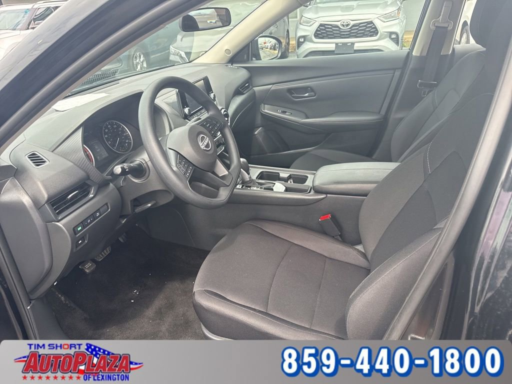 Used 2025 Nissan Sentra S image 3