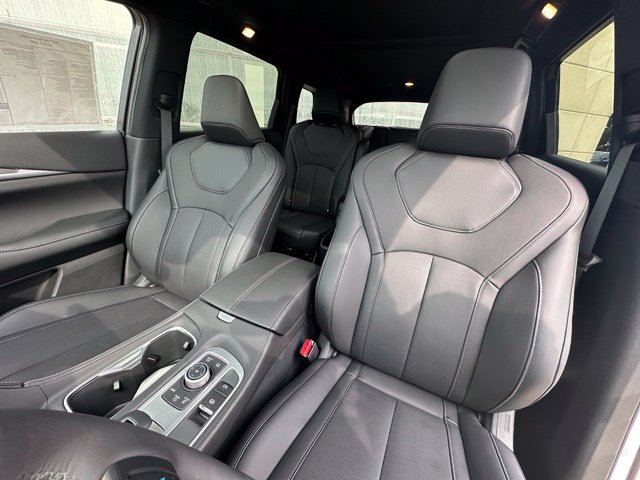 New 2027 INFINITI QX60 Sport w/ Dark Cargo Package AWD/4WD image 26
