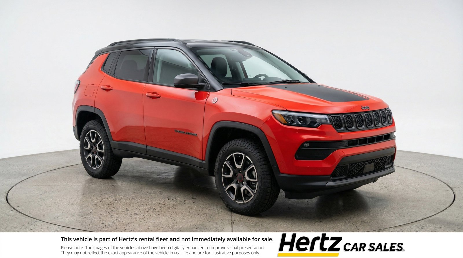 Used 2025 Jeep Compass Trailhawk image 1