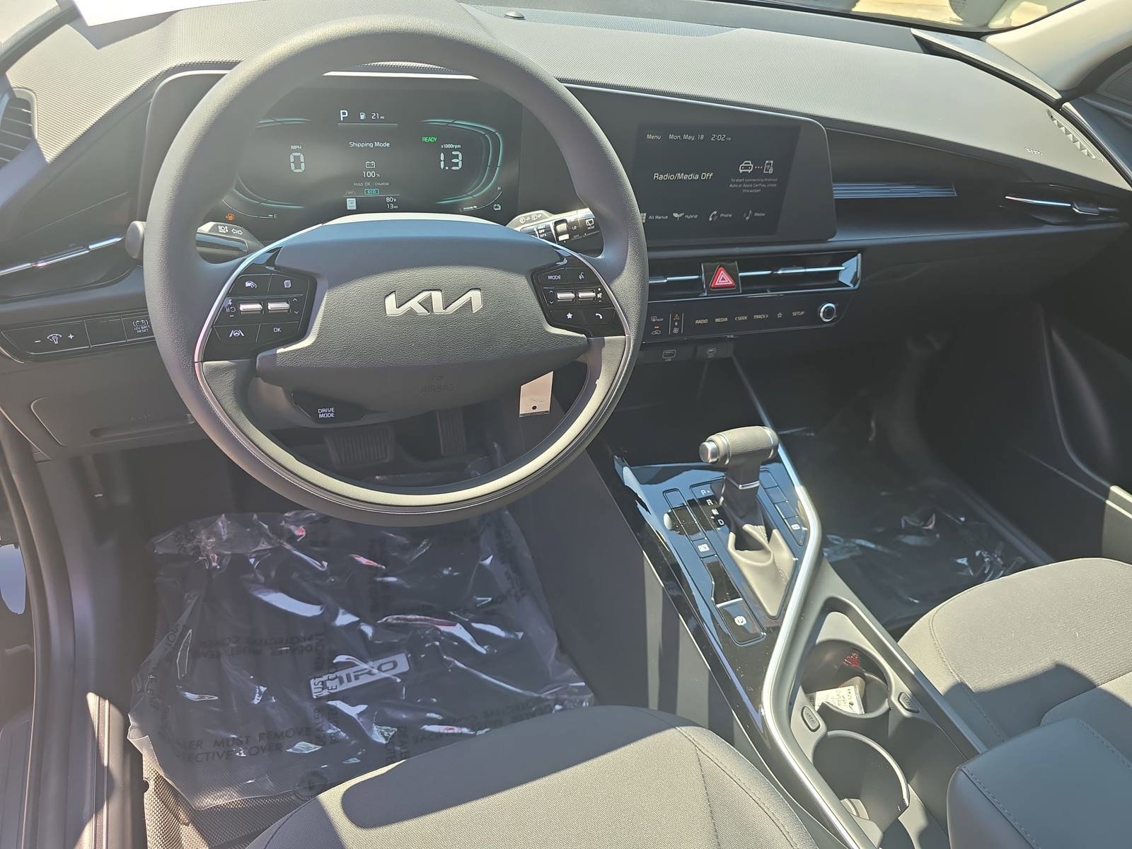 New 2026 Kia Niro LX FWD image 17