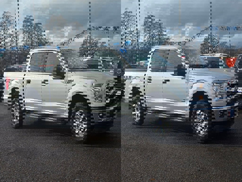 Used 2017 Ford F150 XLT w/ Equipment Group 301A Mid image 29