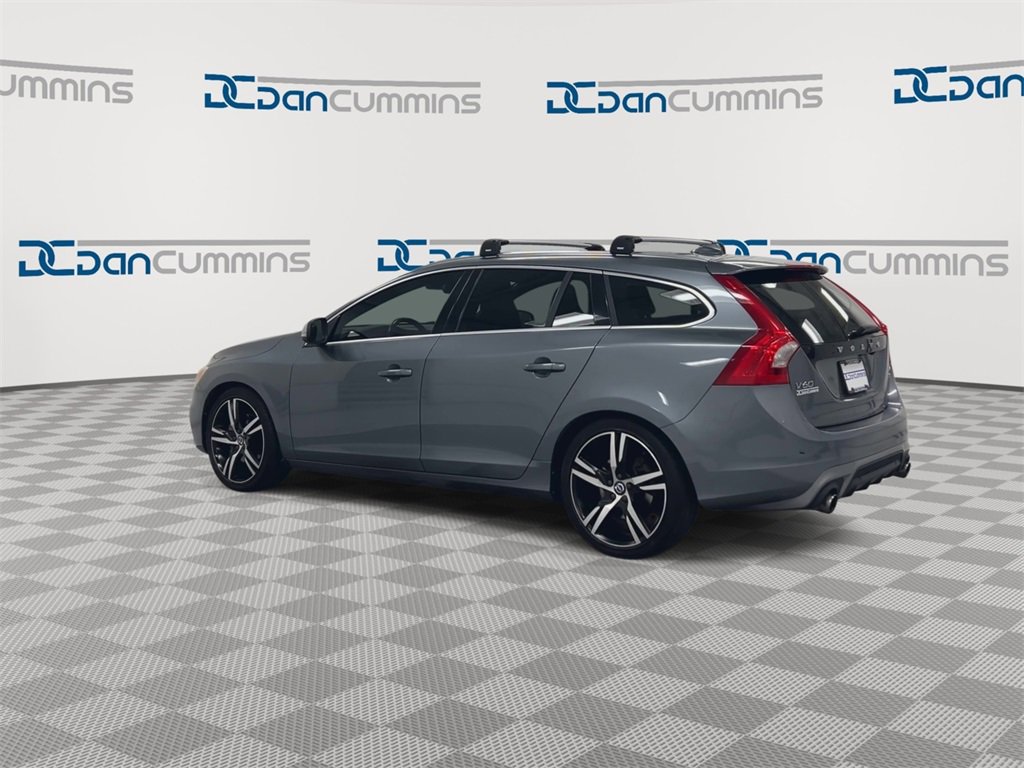 Used 2017 Volvo V60 T6 R-Design Platinum image 6