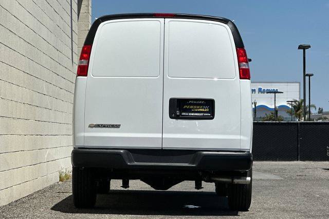 New 2026 Chevrolet Express 2500 w/ Driver Convenience Package RWD image 6