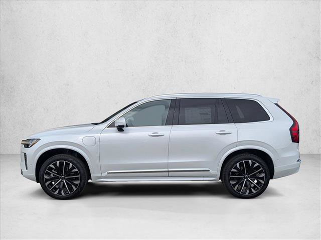 Certified 2025 Volvo XC90 T8 Plus w/ Protection Package Premier image 9