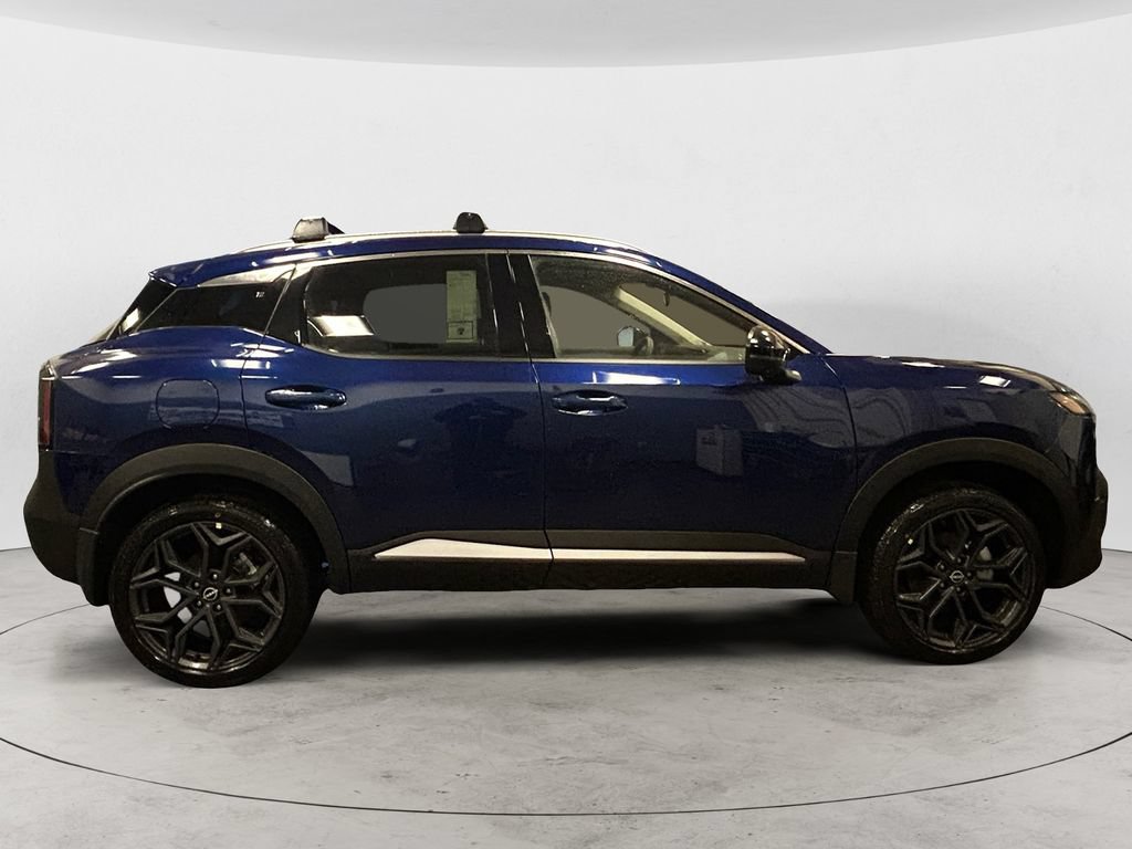 New 2026 Nissan Kicks SR w/ Cold Weather Package AWD/4WD image 7