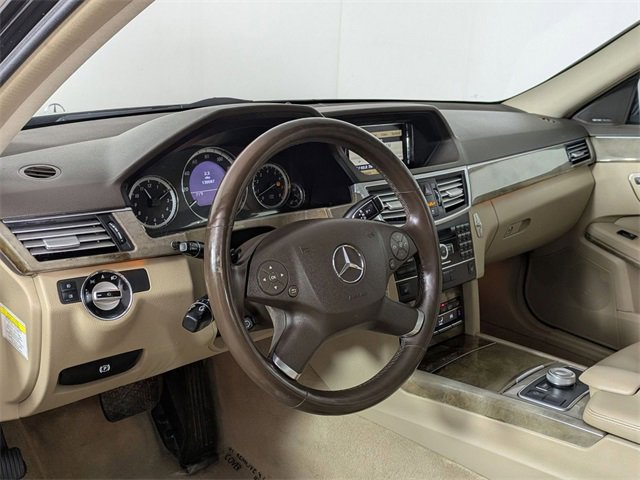 Used 2011 Mercedes-Benz E 350 4MATIC Wagon image 9