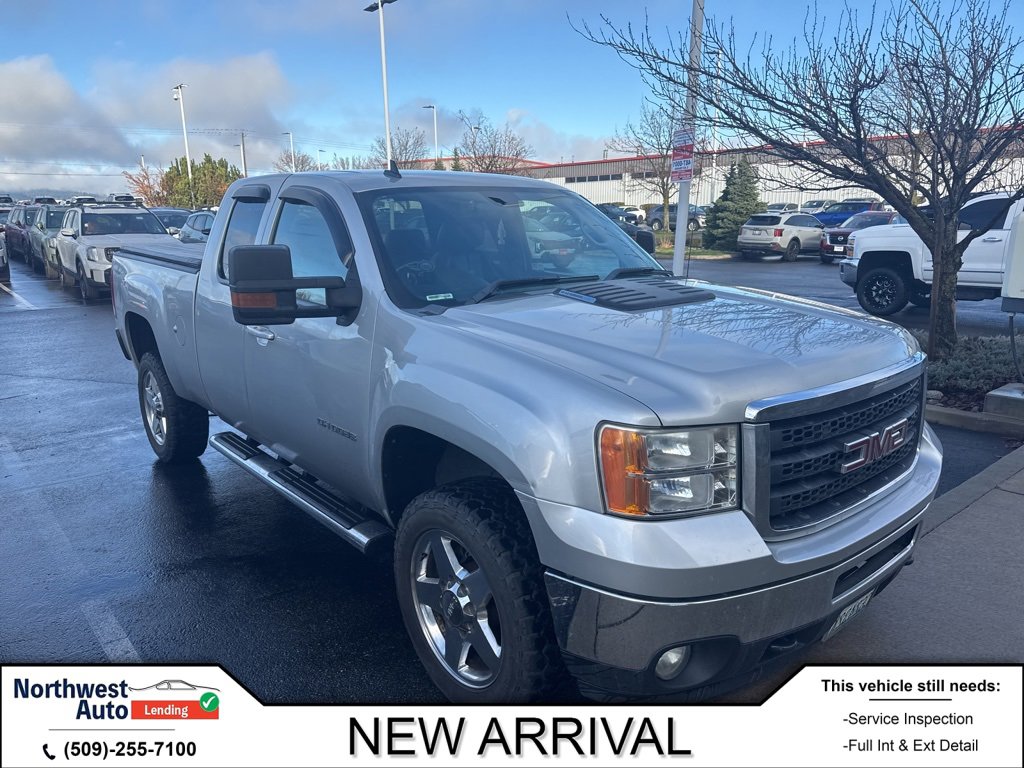 Used 2011 GMC Sierra 2500 SLT w/ SLT Convenience Package
