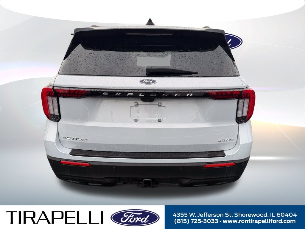 Certified 2025 Ford Explorer Active AWD/4WD image 10