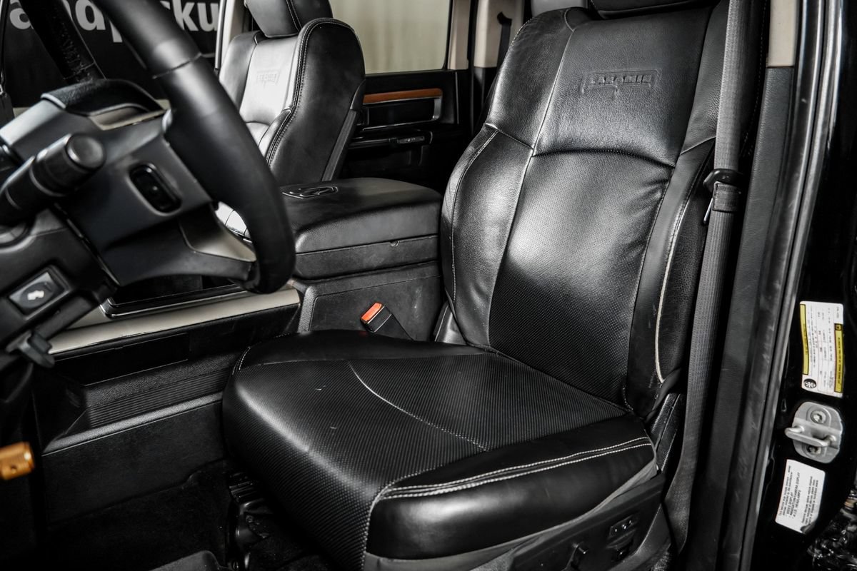 Used 2014 RAM 3500 Laramie w/ Convenience Group AWD/4WD image 27