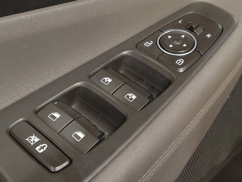 Used 2019 Hyundai Santa Fe SEL image 27