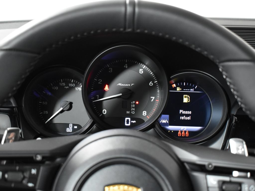 Used 2026 Porsche Macan AWD/4WD image 20