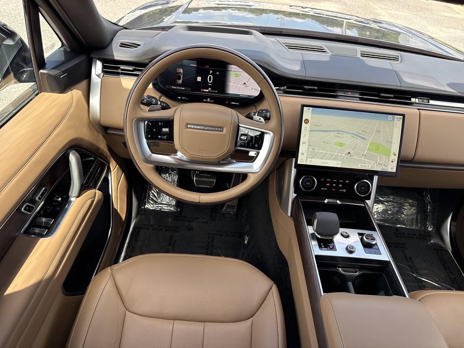 Used 2023 Land Rover Range Rover SE AWD/4WD image 12