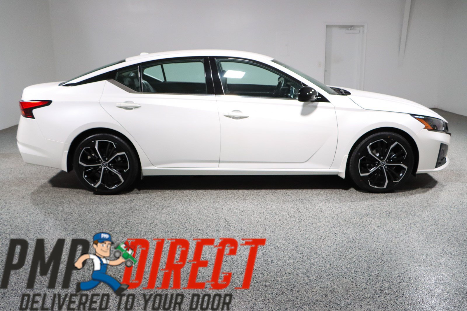 Used 2023 Nissan Altima 2.5 SR FWD image 4