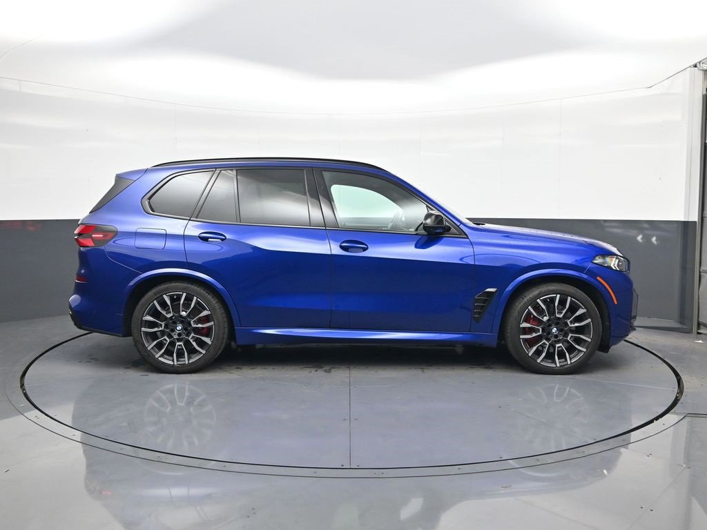 Used 2024 BMW X5 M60i image 8