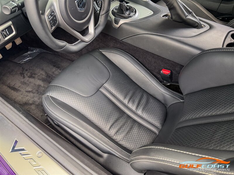 Used 2017 Dodge Viper GTC w/ GTS Interior Package RWD image 21