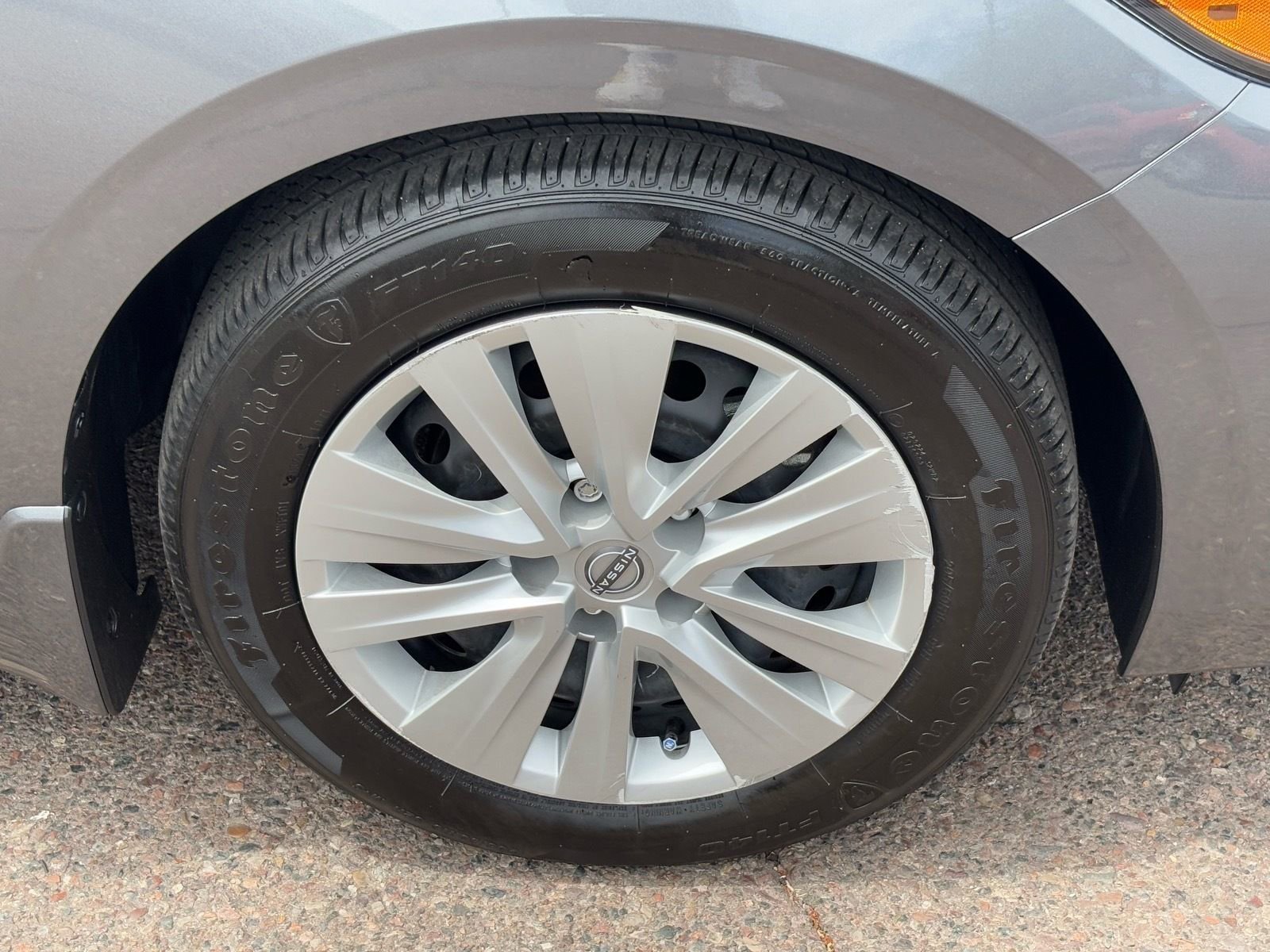 Used 2025 Nissan Sentra S image 8