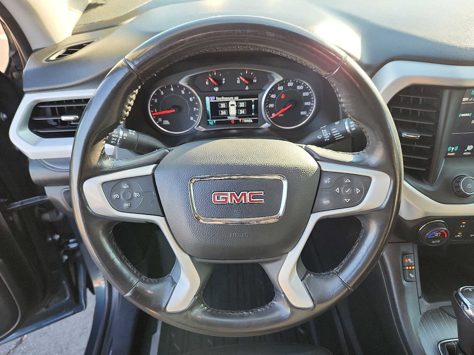 Used 2019 GMC Acadia SLT w/ LPO, Floor Liner Package AWD/4WD image 19