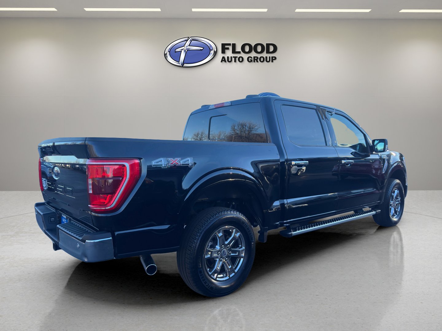 Certified 2023 Ford F150 XLT w/ Equipment Group 302A High image 5