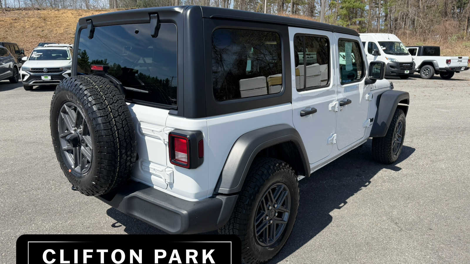 Certified 2025 Jeep Wrangler Unlimited Sport AWD/4WD image 4