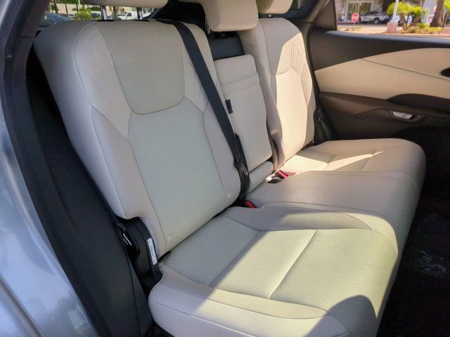 Used 2023 Lexus RX 350h w/ Cold Area Package image 28
