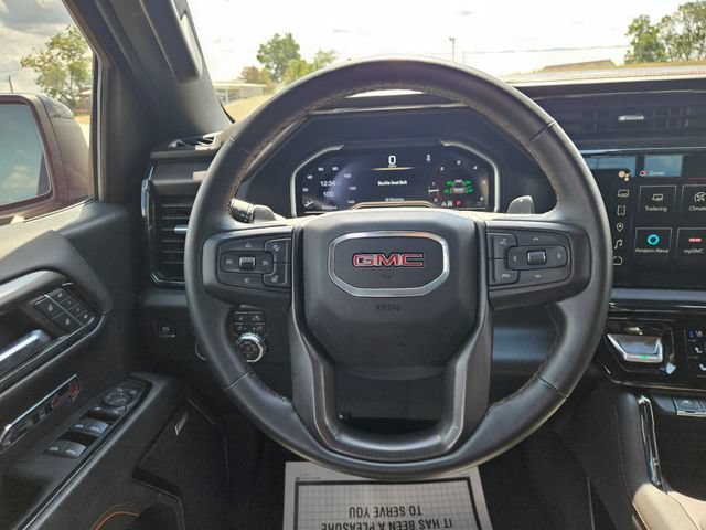 Used 2024 GMC Sierra 1500 AT4 w/ Technology Package AWD/4WD image 14