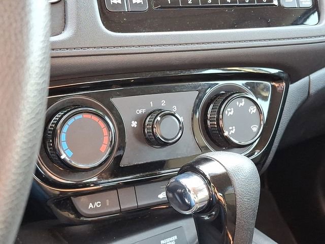 Used 2021 Honda HR-V LX image 16