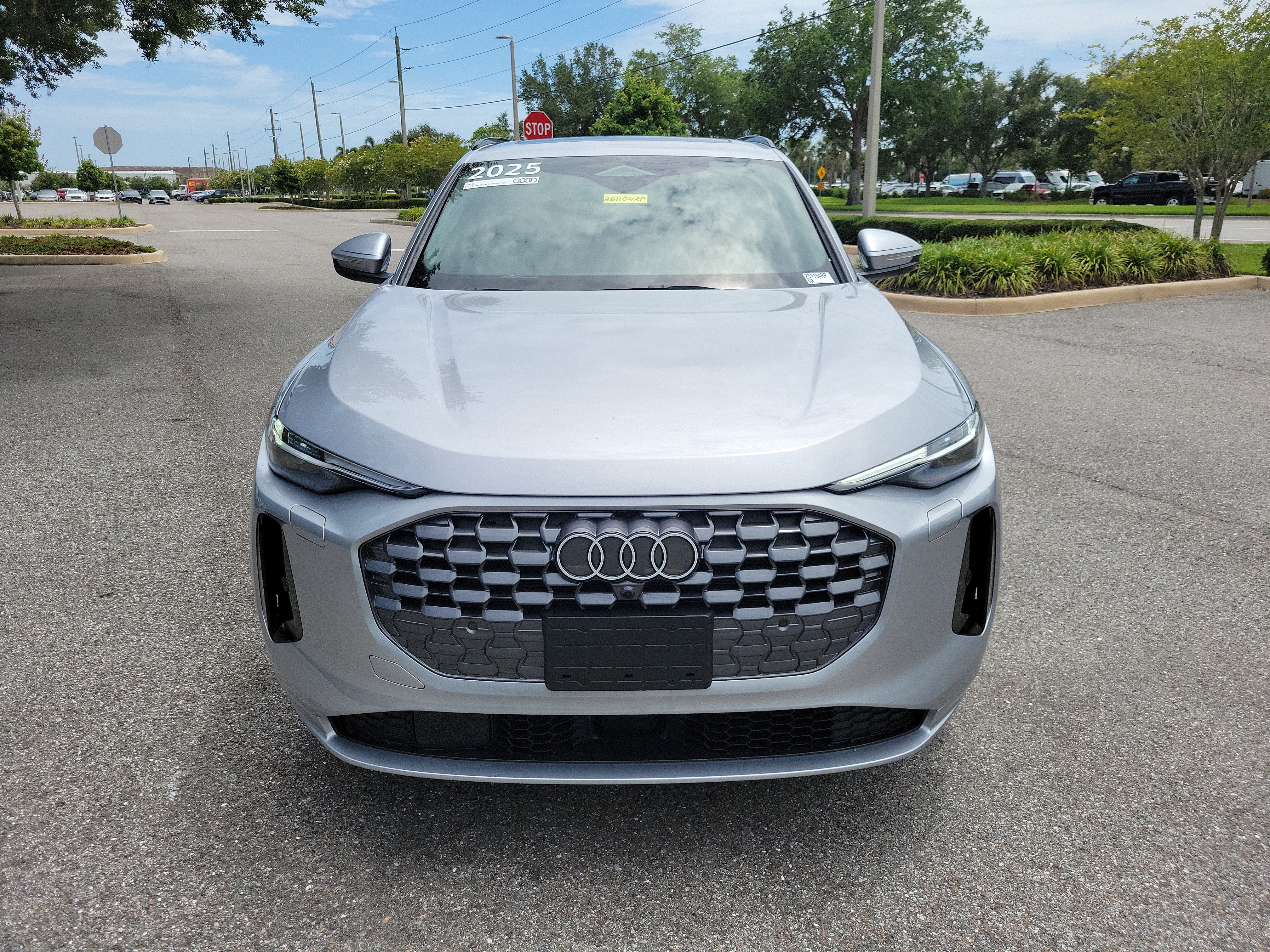Certified 2025 Audi Q5 Premium Plus w/ Premium Plus AWD/4WD image 4